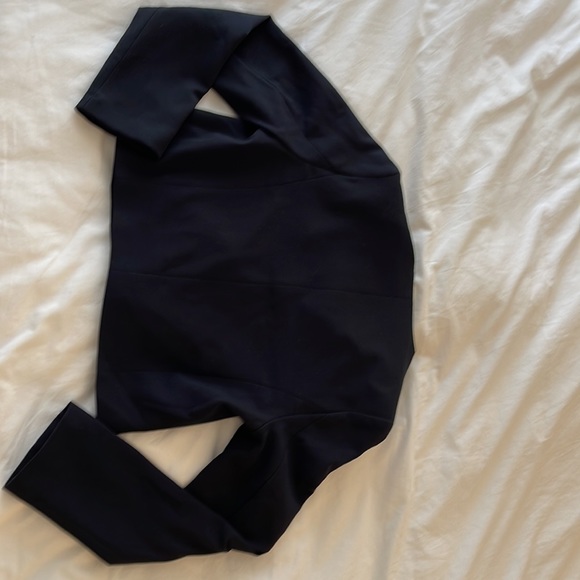 Never worn oak and fort cropped suit jacket - Picture 6 of 6